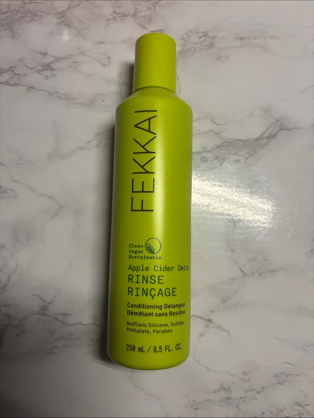 Apple Cider Detox Conditioning Detangler - Lime Green